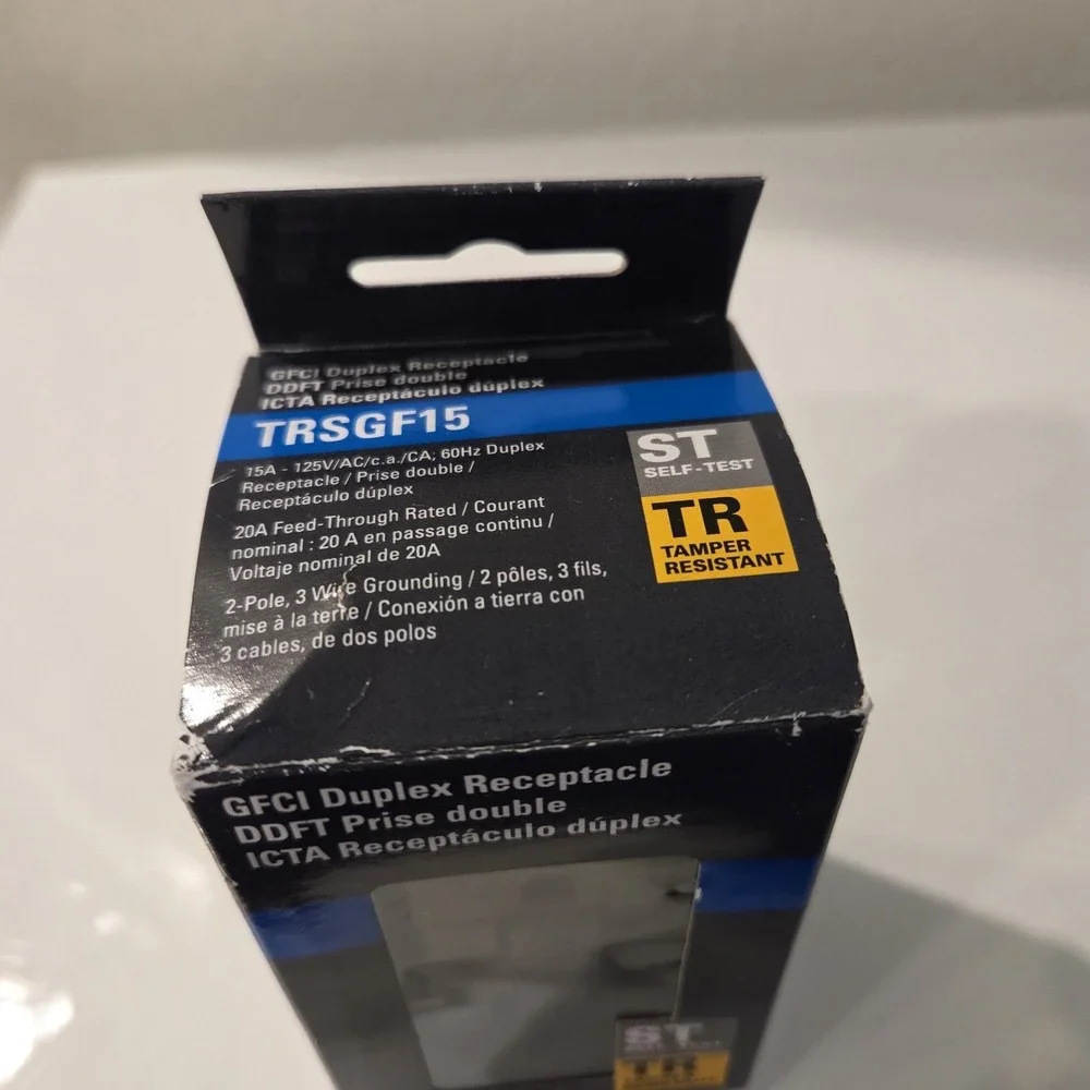Eaton TRAFGF15LA-BX-LW GFCI Duplex Receptacle Outlet Eaton TRAFGF15
